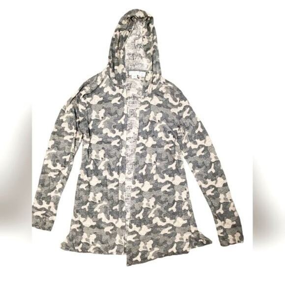 EUC Nicole Miller 100 % linen camouflage cardigan Size M - Picture 1 of 10